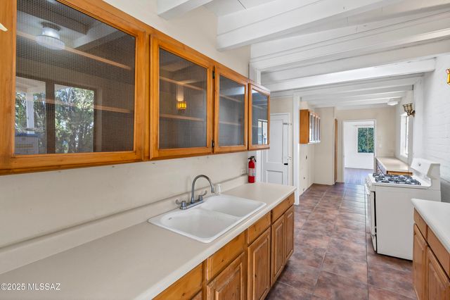 609 Oliver Circle, Bisbee, AZ 85603