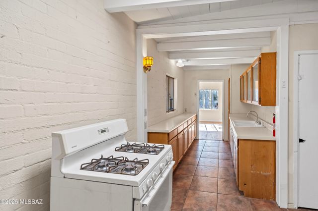 609 Oliver Circle, Bisbee, AZ 85603