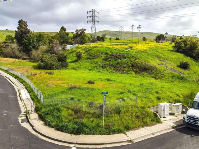 217 Appian Way, Union City, CA 94587