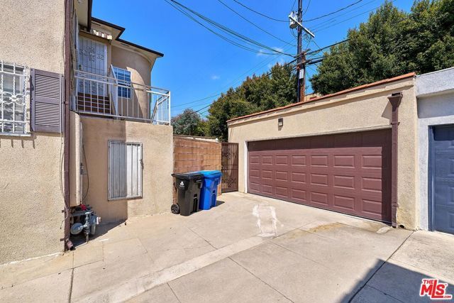 820 Alandele Avenue, Los Angeles, CA 90036