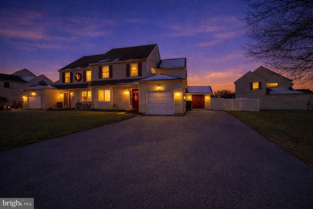 2331 CAMBRIDGE CIR, Hatfield, PA 19440