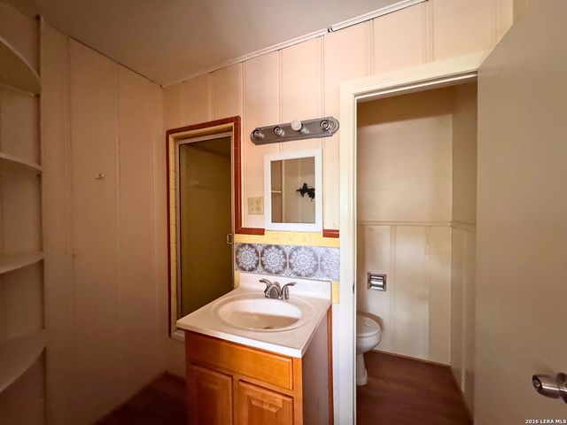 1278 Bandera Road, San Antonio, TX 78228