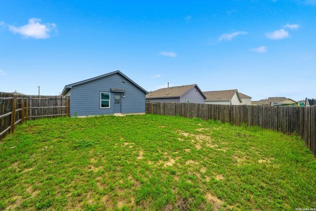 423 AMBUSH RDG, San Antonio, TX 78220