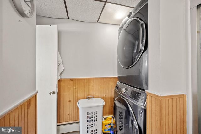 5 NICKELHILL LN, Levittown, PA 19054