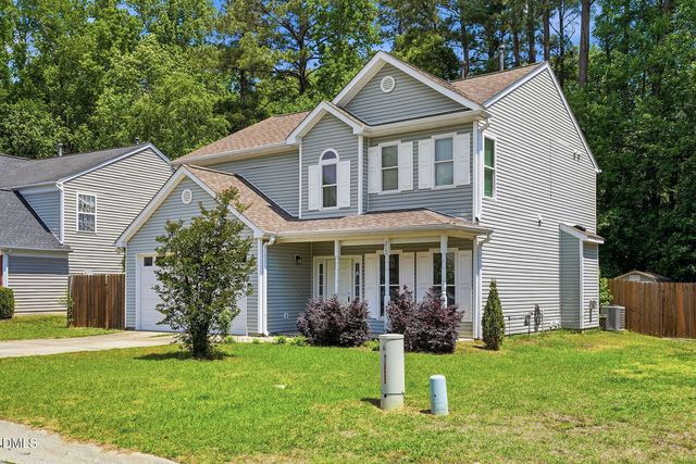 212 N Honey Springs Avenue, Fuquay Varina, NC 27526
