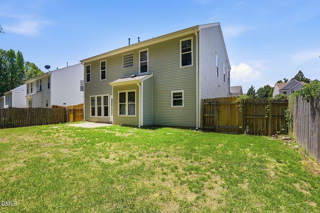 212 N Honey Springs Avenue, Fuquay Varina, NC 27526