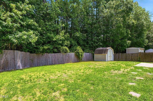 212 N Honey Springs Avenue, Fuquay Varina, NC 27526