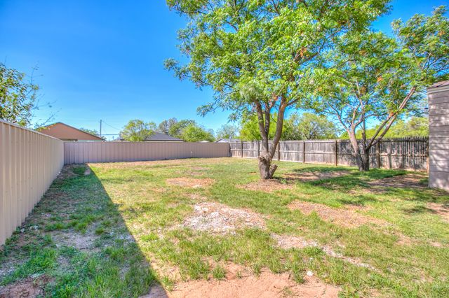 811 San Jacinto Street, San Angelo, TX 76903