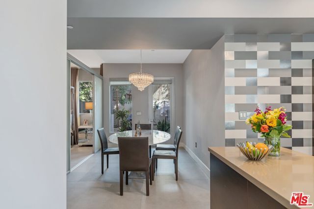 1250 N Harper Avenue 302-A, Los Angeles, CA 90046