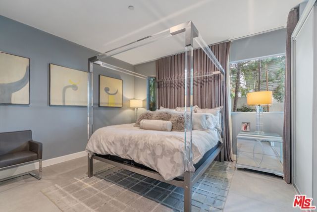 1250 N Harper Avenue 302-A, Los Angeles, CA 90046