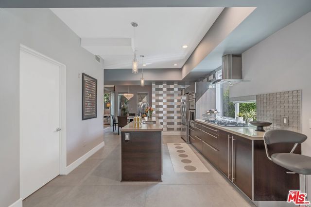 1250 N Harper Avenue 302-A, Los Angeles, CA 90046