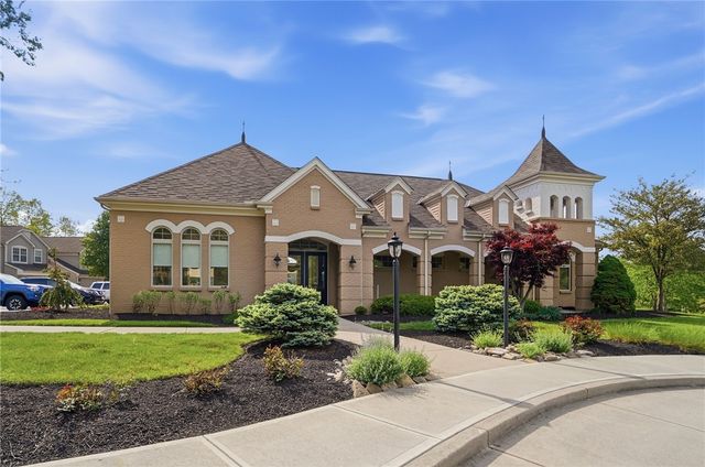4213 Fontenay, Mason, OH 45040