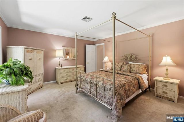 629 Lawlins Road, Wyckoff, NJ 07481