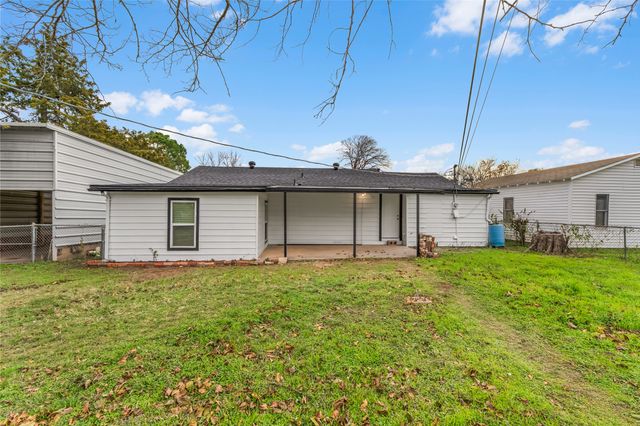 5820 Isbell Street, Sansom Park, TX 76114