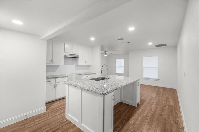 5820 Isbell Street, Sansom Park, TX 76114