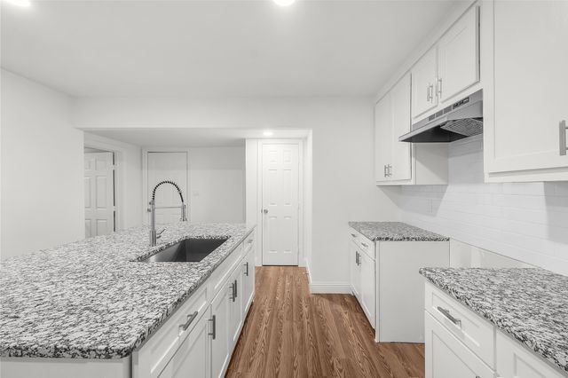 5820 Isbell Street, Sansom Park, TX 76114