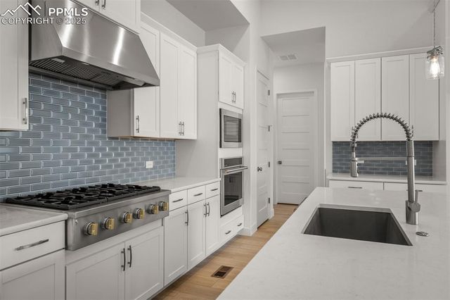 17182 Crimson Clover Drive, Monument, CO 80132