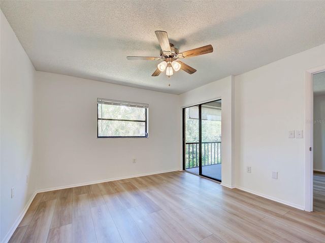 7237 CLOISTER DRIVE 207, Sarasota, FL 34231