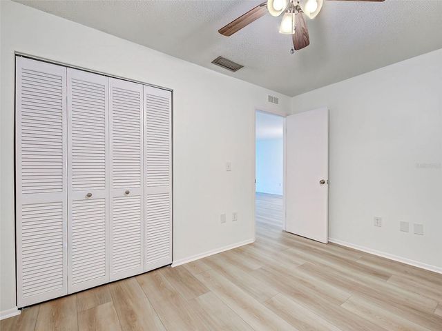 7237 CLOISTER DRIVE 207, Sarasota, FL 34231