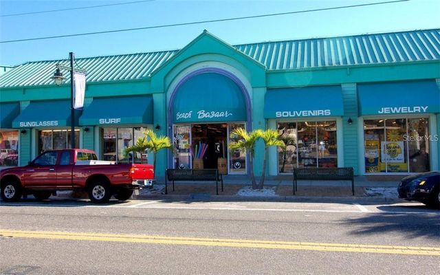 7237 CLOISTER DRIVE 207, Sarasota, FL 34231