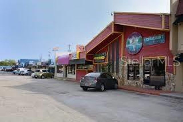 7237 CLOISTER DRIVE 207, Sarasota, FL 34231