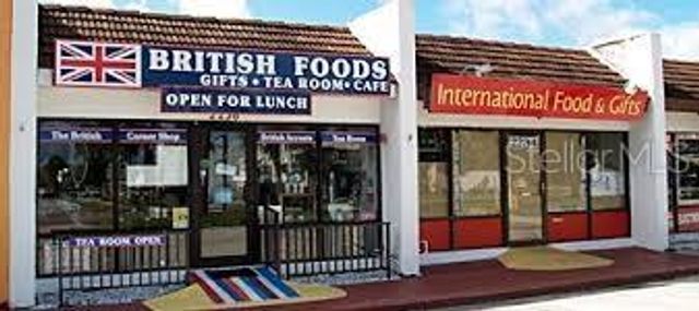 7237 CLOISTER DRIVE 207, Sarasota, FL 34231