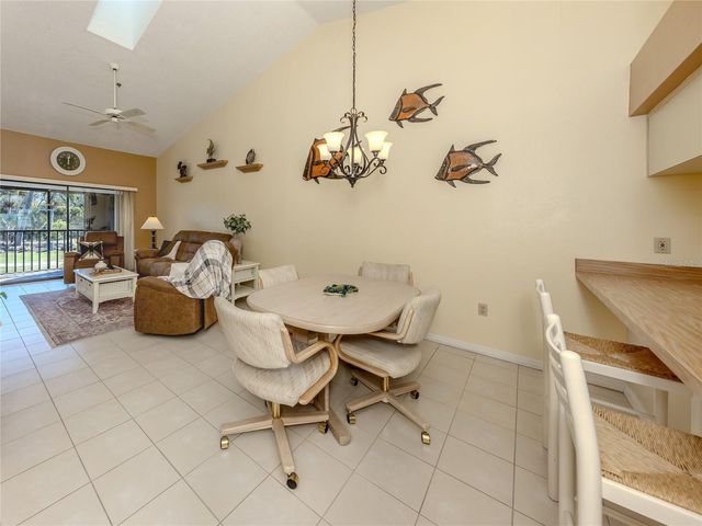 934 CAPRI ISLES BOULEVARD 210, Venice, FL 34292