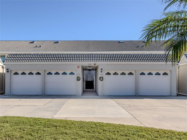 934 CAPRI ISLES BOULEVARD 210, Venice, FL 34292