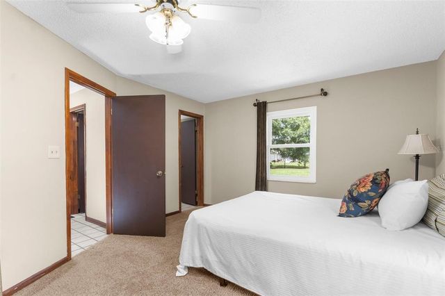 17635 EAGLE LANE, Lutz, FL 33558
