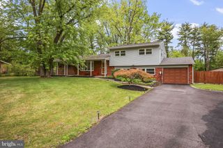 13 GLENVIEW DR, Princeton, NJ 08540