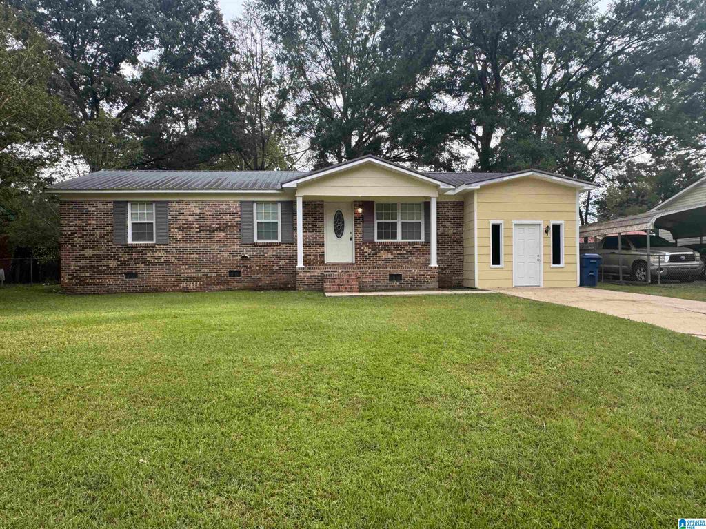 211 WELCH AVENUE, Talladega, AL 35160
