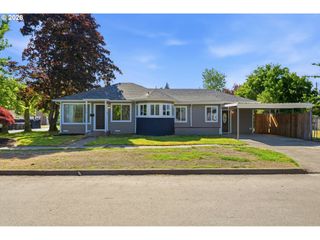 1303 Ne LOGAN St, Mc Minnville, OR 97128