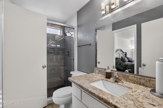 11215 S TOMAH Street, Phoenix, AZ 85044