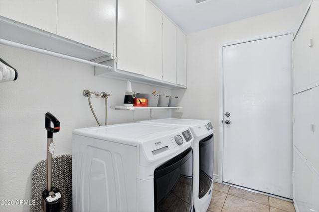 11215 S TOMAH Street, Phoenix, AZ 85044