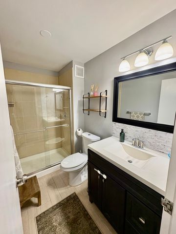 701 Forum Square 409, Glenview, IL 60025