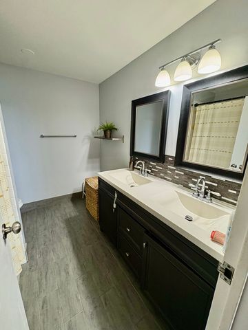 701 Forum Square 409, Glenview, IL 60025