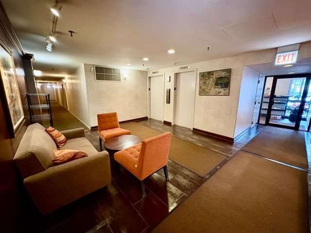 701 Forum Square 409, Glenview, IL 60025