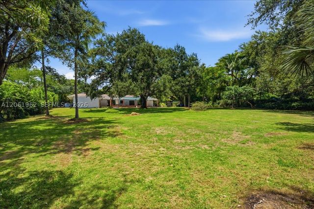12365 SW 60th Ct, Pinecrest, FL 33156