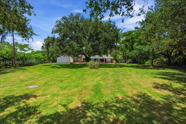 12365 SW 60th Ct, Pinecrest, FL 33156