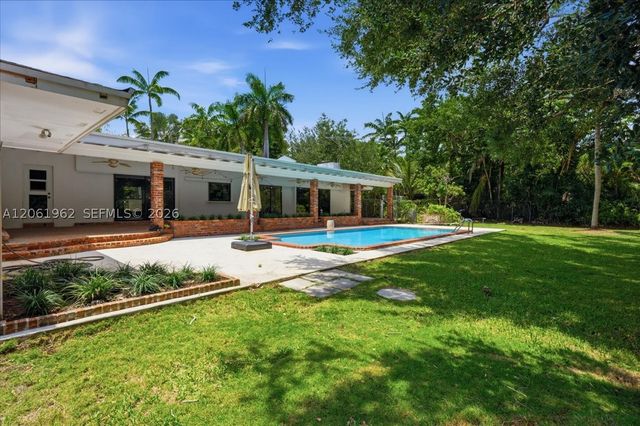 12365 SW 60th Ct, Pinecrest, FL 33156