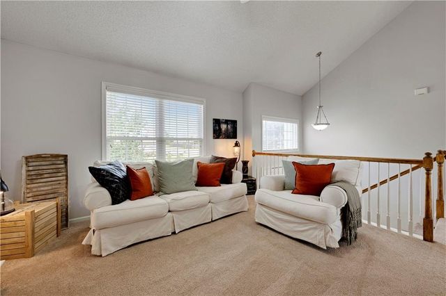 4015 NE 82nd Street, Kansas City, MO 64119