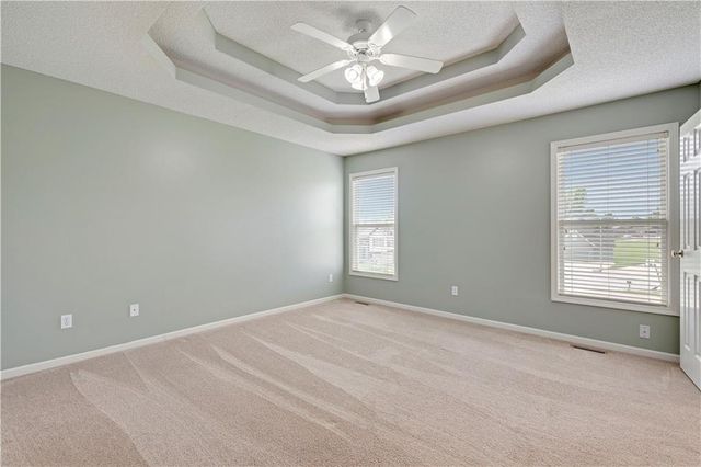 4015 NE 82nd Street, Kansas City, MO 64119