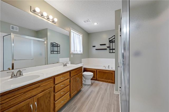4015 NE 82nd Street, Kansas City, MO 64119
