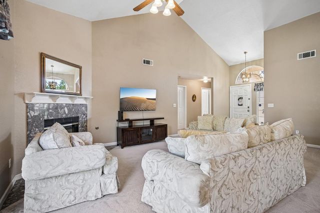 424 Goldrun Dr, Modesto, CA 95354