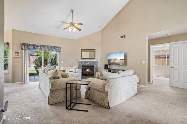 424 Goldrun Dr, Modesto, CA 95354