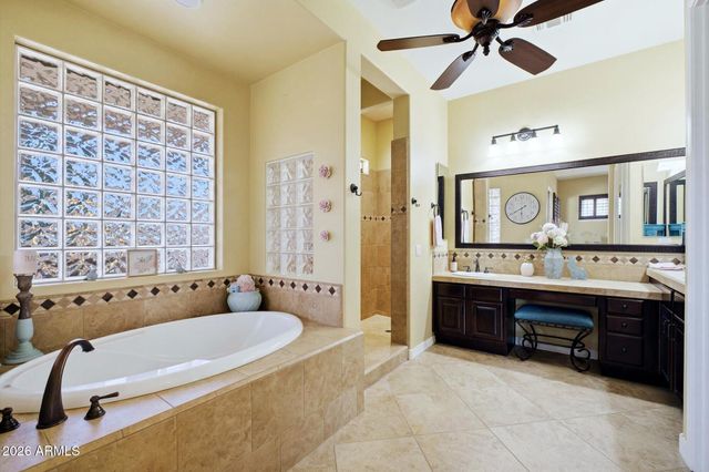 3555 E GLACIER Place, Chandler, AZ 85249