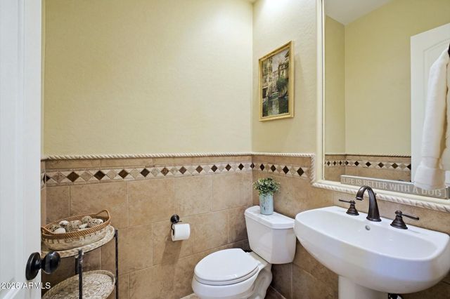 3555 E GLACIER Place, Chandler, AZ 85249