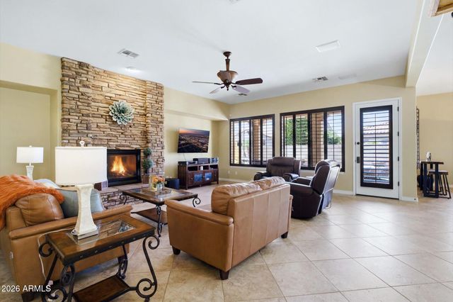 3555 E GLACIER Place, Chandler, AZ 85249