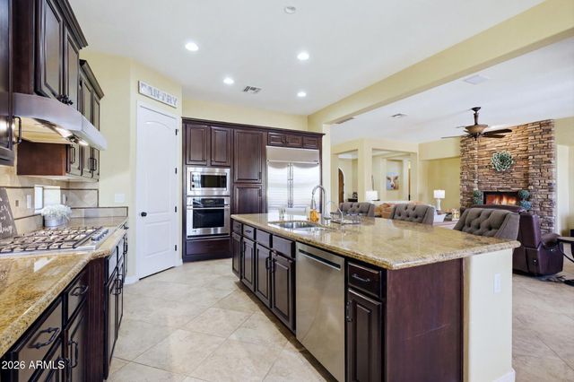 3555 E GLACIER Place, Chandler, AZ 85249