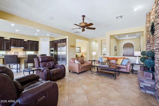 3555 E GLACIER Place, Chandler, AZ 85249